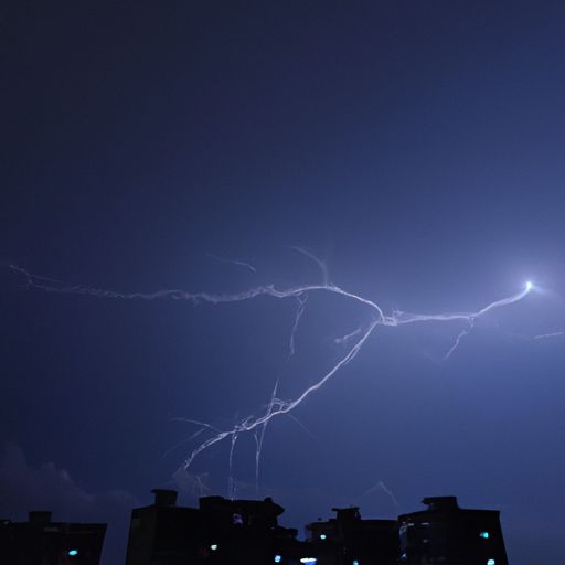 雷填填兮雨冥冥什么意思（雷填填兮雨冥冥的意思）