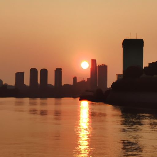 画楼南畔夕阳和是什么意思（画楼南畔夕阳的意思）