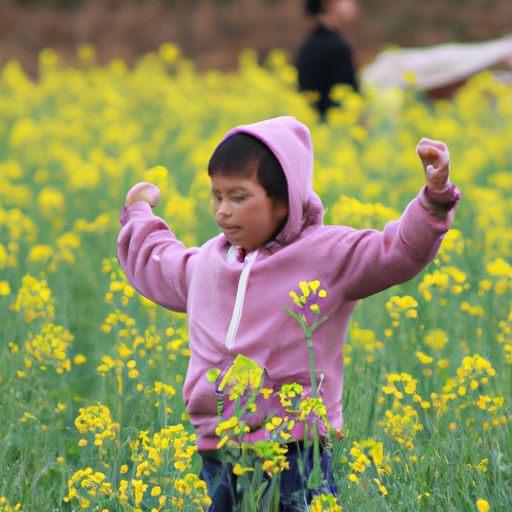 儿童急走追什么飞入菜花无处寻（儿童急走追什么飞入菜花无处寻填空）