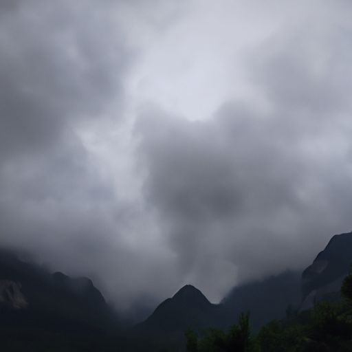 雨过山村出现了什么意象