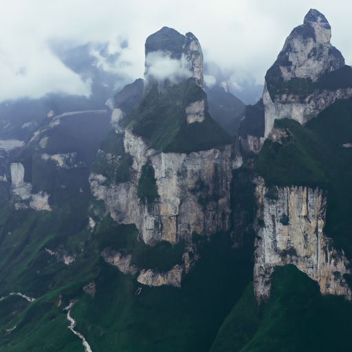 望天门山的第三句是什么意思（望天门山的第三句是什么意思啊）