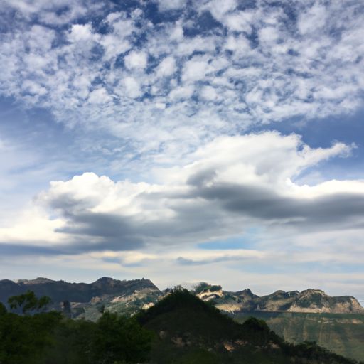 三十功名尘与土 八千里路云和月 什么意思（三十功名尘与土八千里路云和月什么意思?）