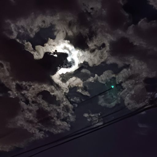 什么生明月天涯共此时（生明月天涯共此时这个诗的作者是谁）