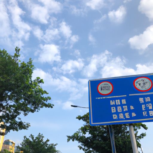 四时不见五更什么诗（四时不忒）